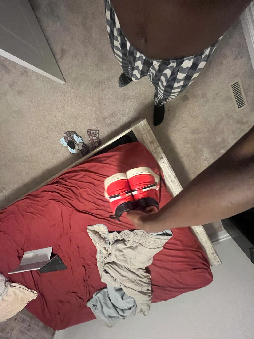 Air Jordan 1 High OG Chicago (2022) - photo 2