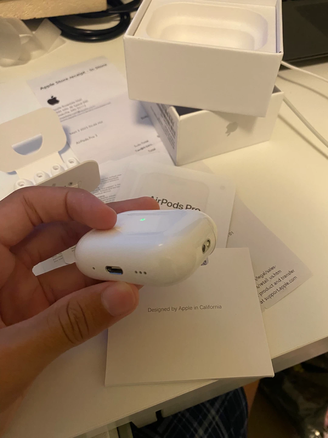 Apple AirPods Pro - photo 3