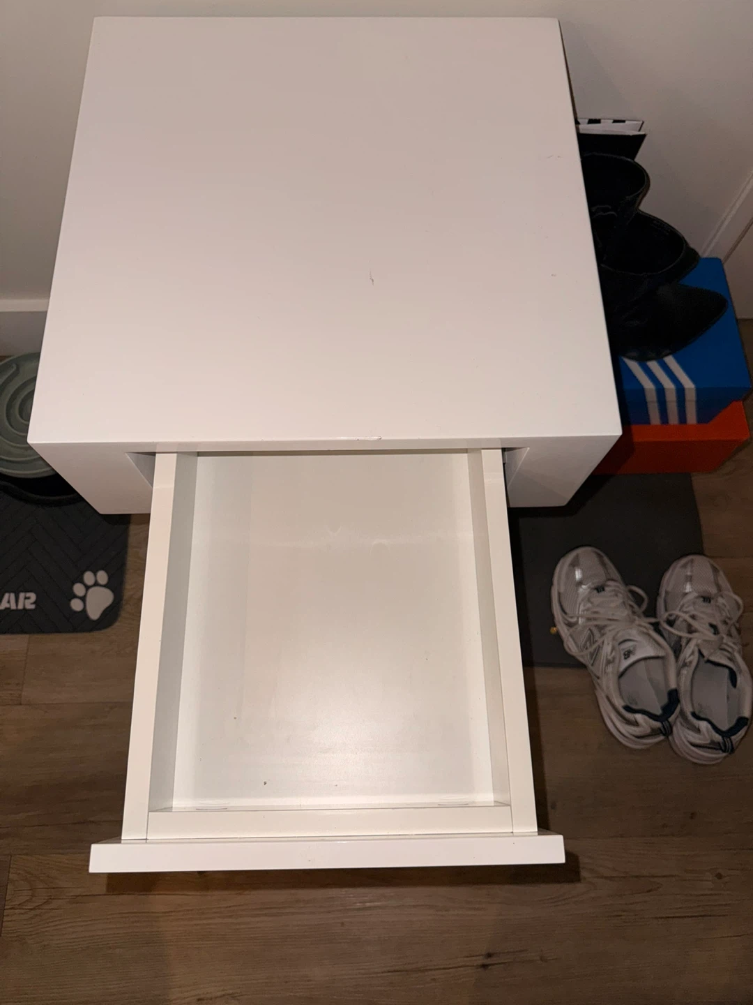 White Floating Nightstand - photo 2