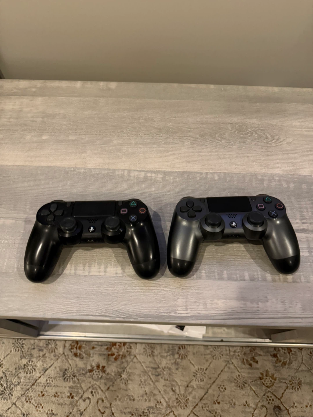 PS4 two pack Controllers Silver/Black