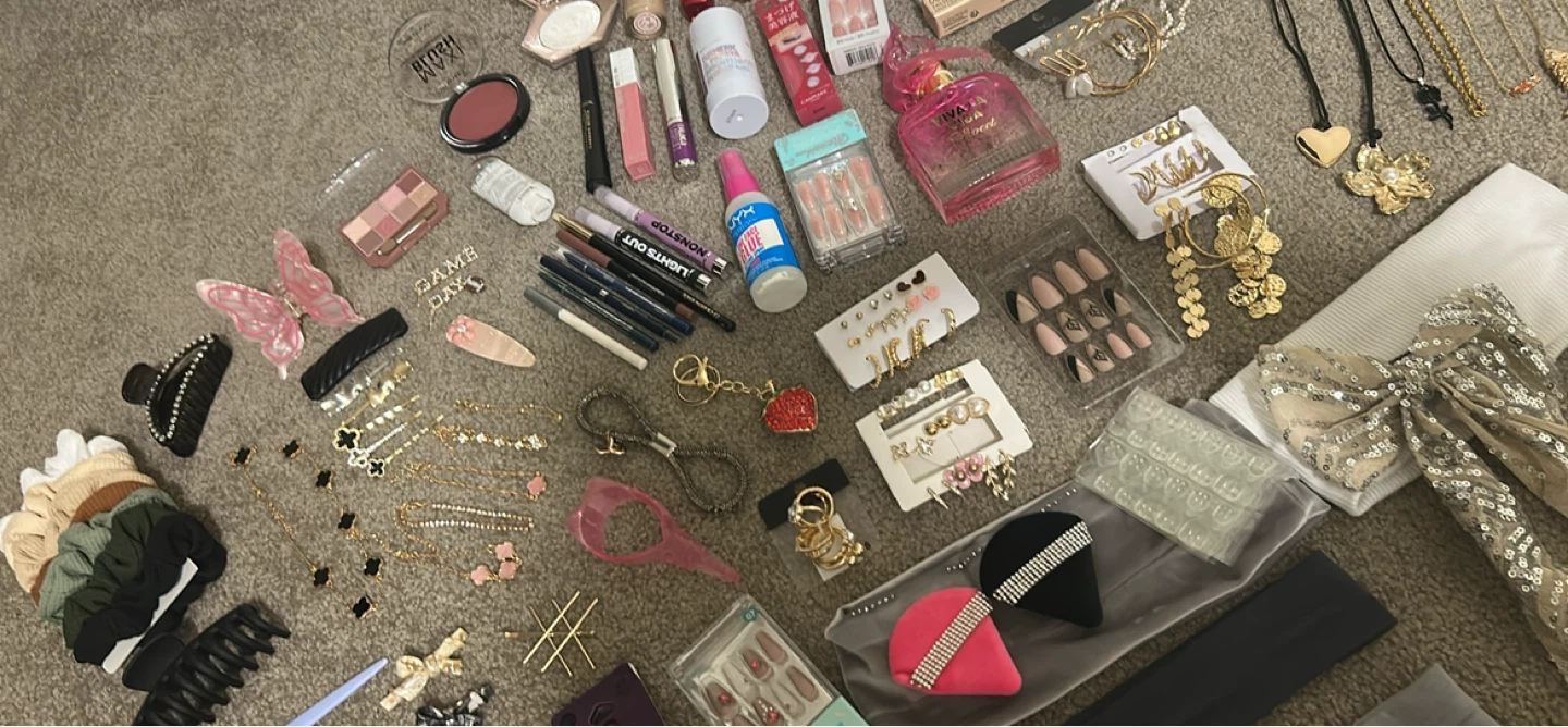 Assorted Women's Accessories and Cosmetics Bundle - photo 3