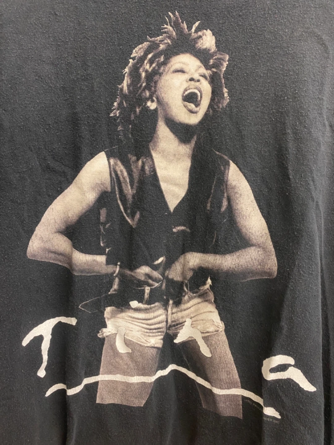 VTG 1993 Tina Turner “What’s Love?” Tour Shirt Fit - M to Large - photo 2