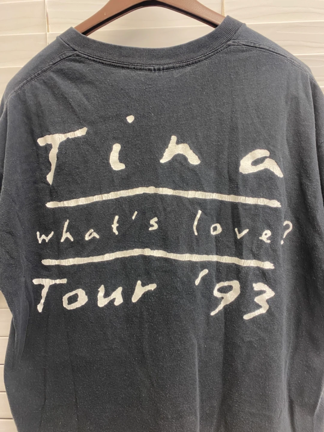 VTG 1993 Tina Turner “What’s Love?” Tour Shirt Fit - M to Large - photo 5