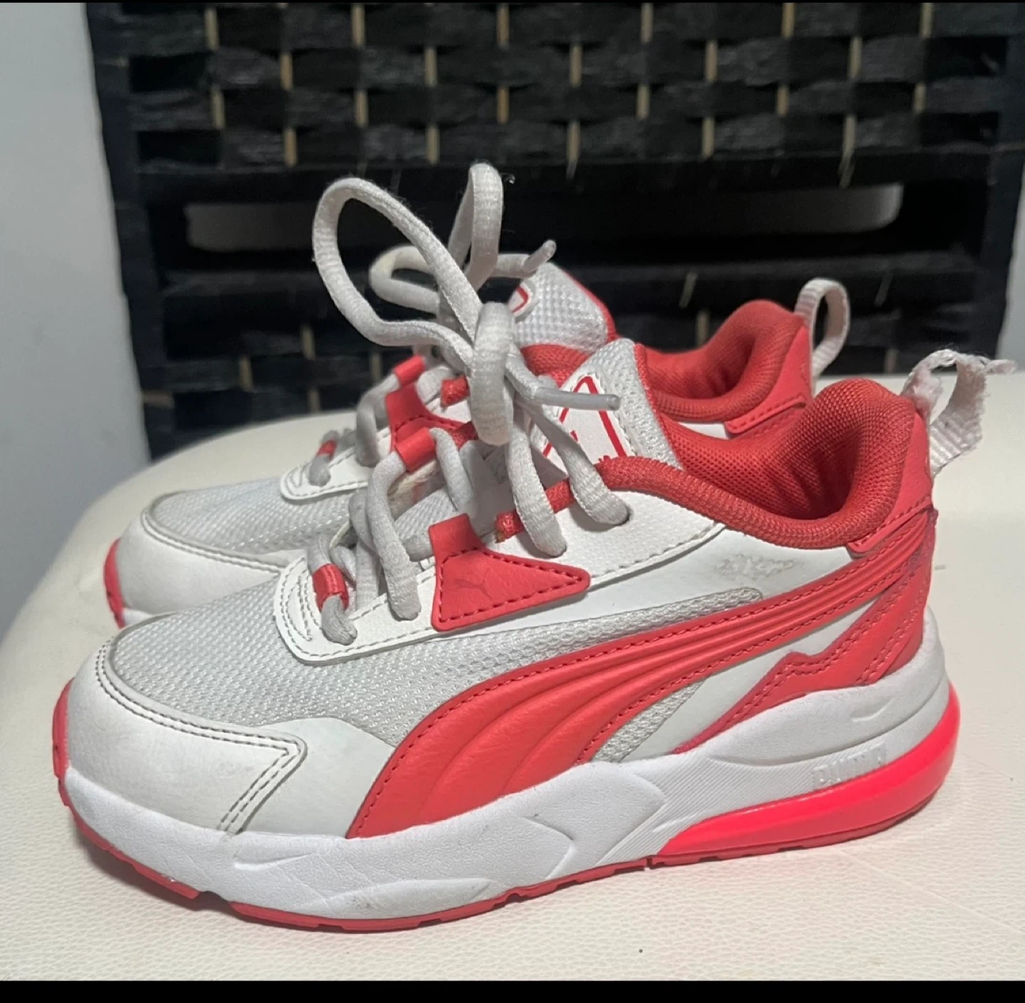 Puma Toddler Shoes White/Red Size 11C - photo 3