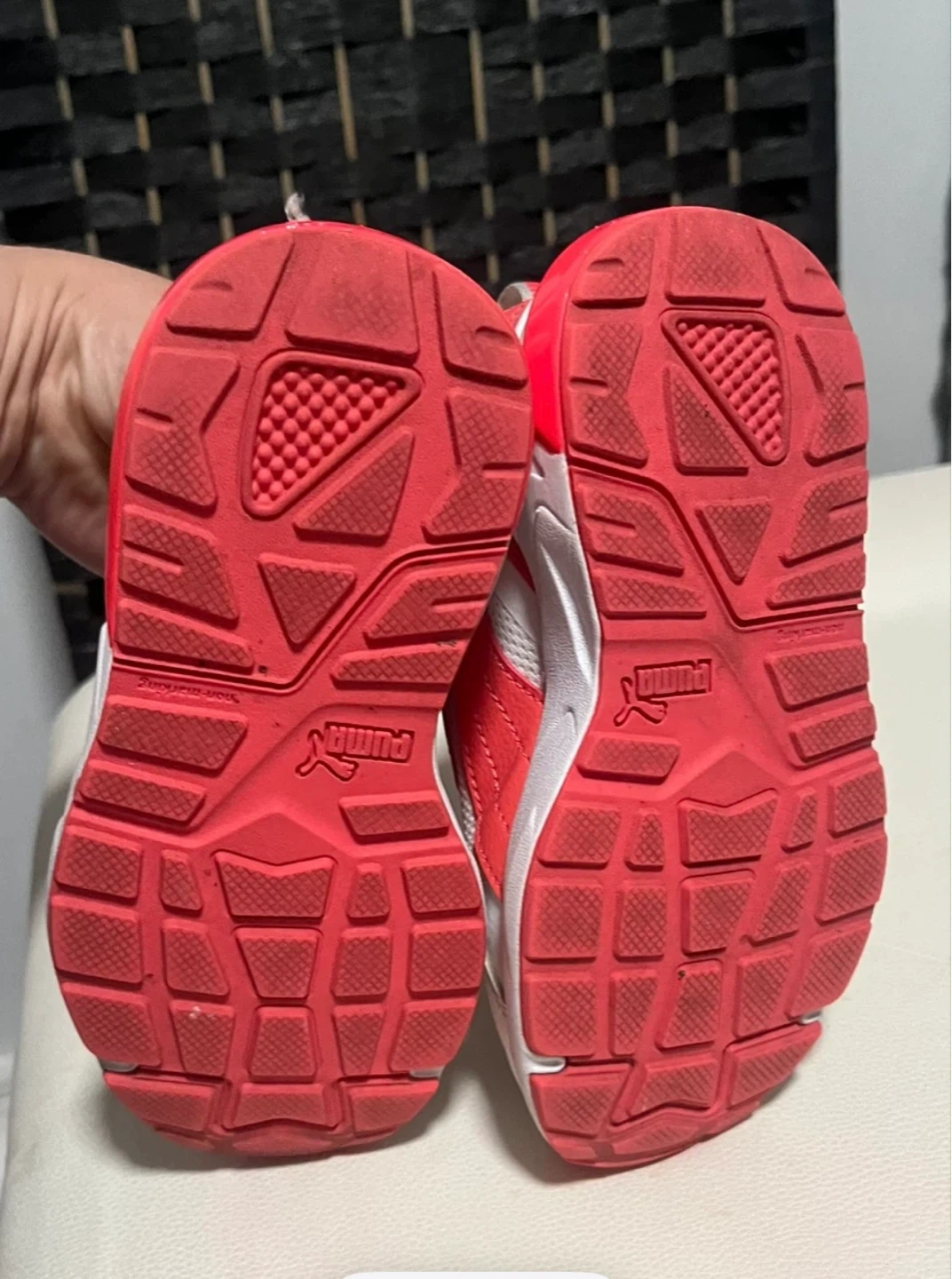 Puma Toddler Shoes White/Red Size 11C - photo 4