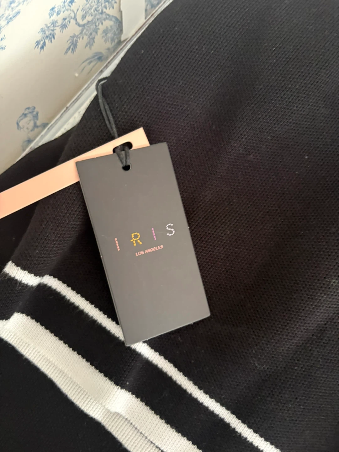 IRIS Los Angeles Black & White Knit Top - photo 4