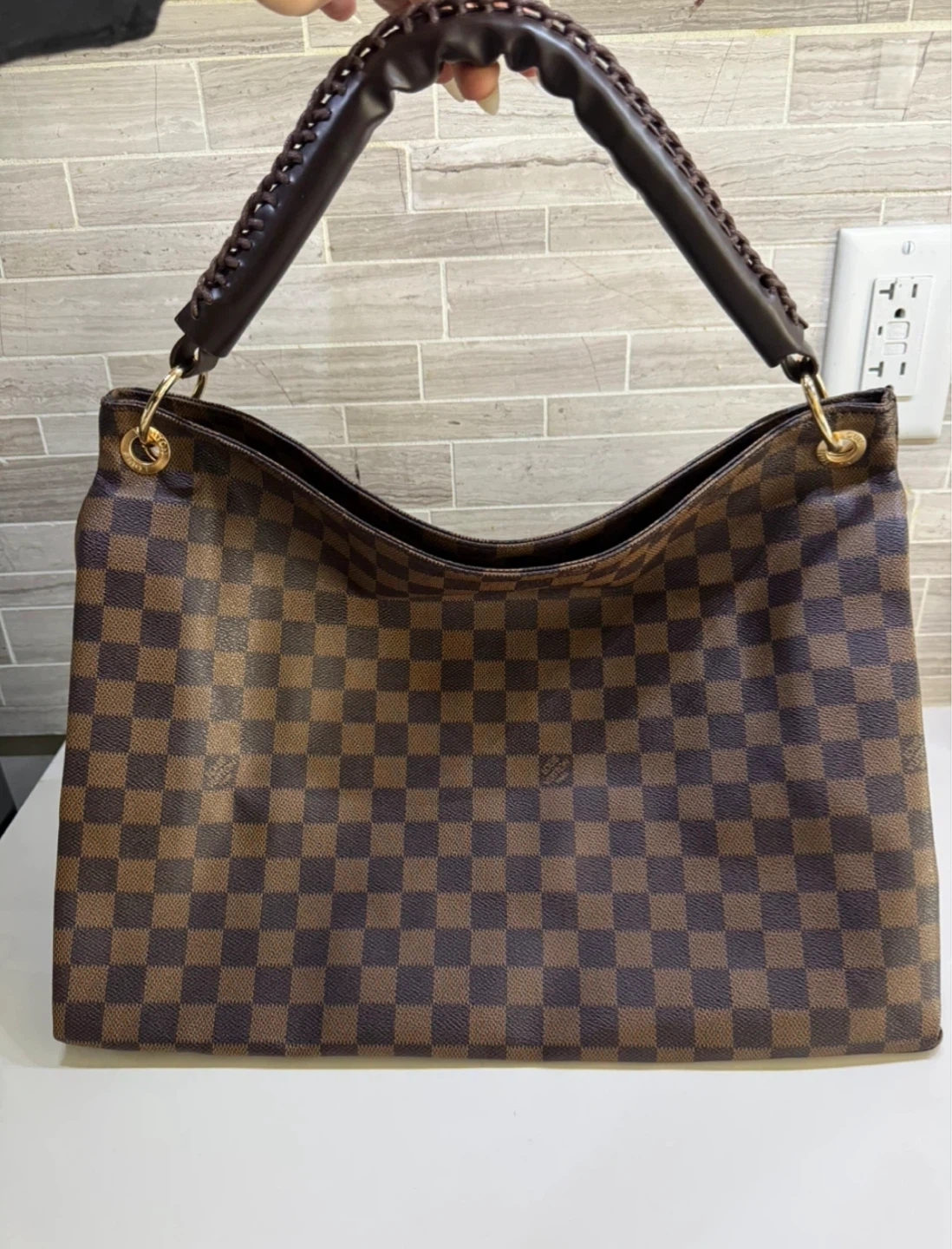 Louis Vuitton Damier Ebene Artsy MM Shoulder Bag