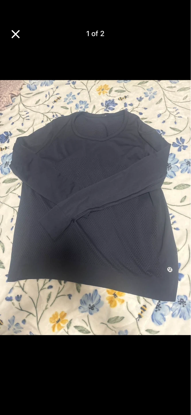 Lululemon Navy Long Sleeve Top
