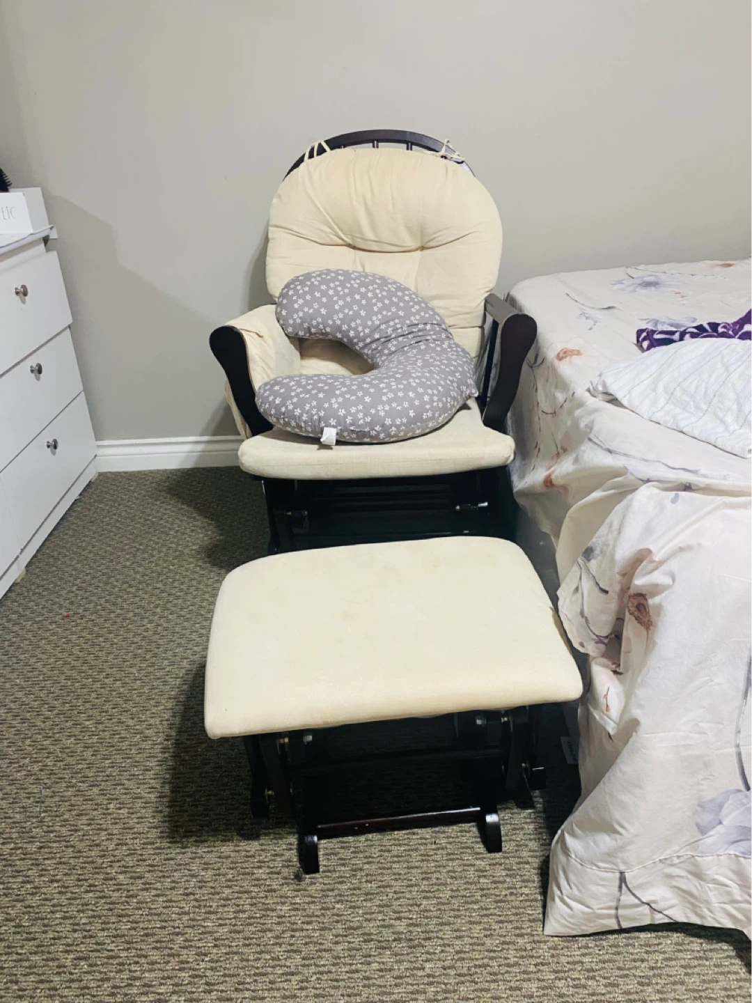 Nursery Glider Chair with Ottoman