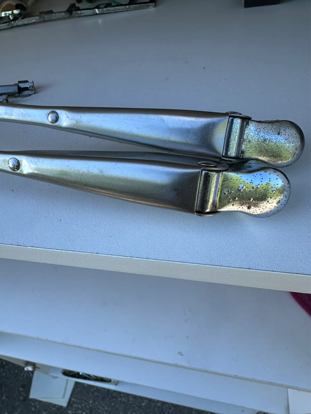 Vauxhall Grille & Car Parts Lot - photo 5