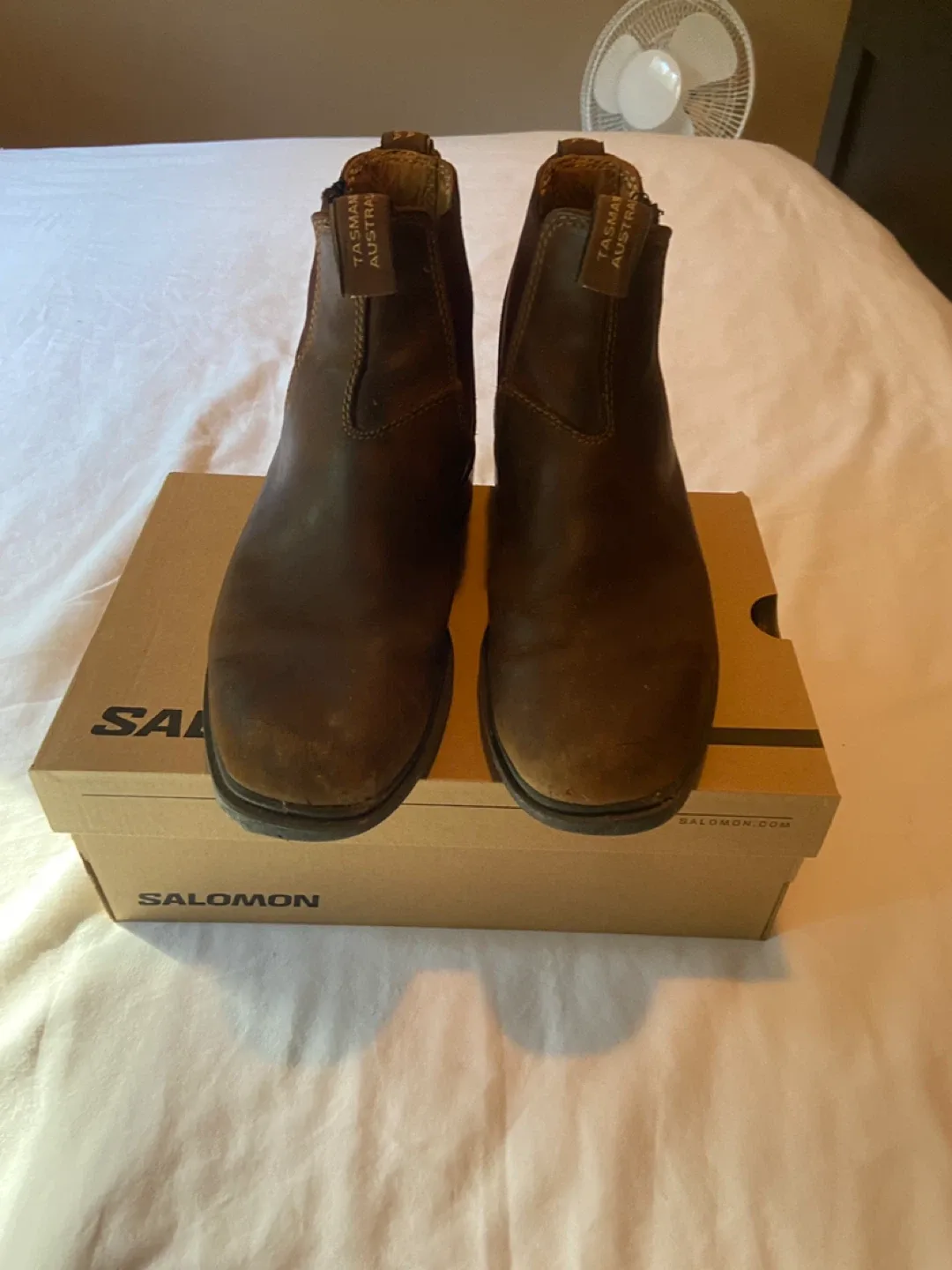 Blundstone Brown Leather Chelsea Boots