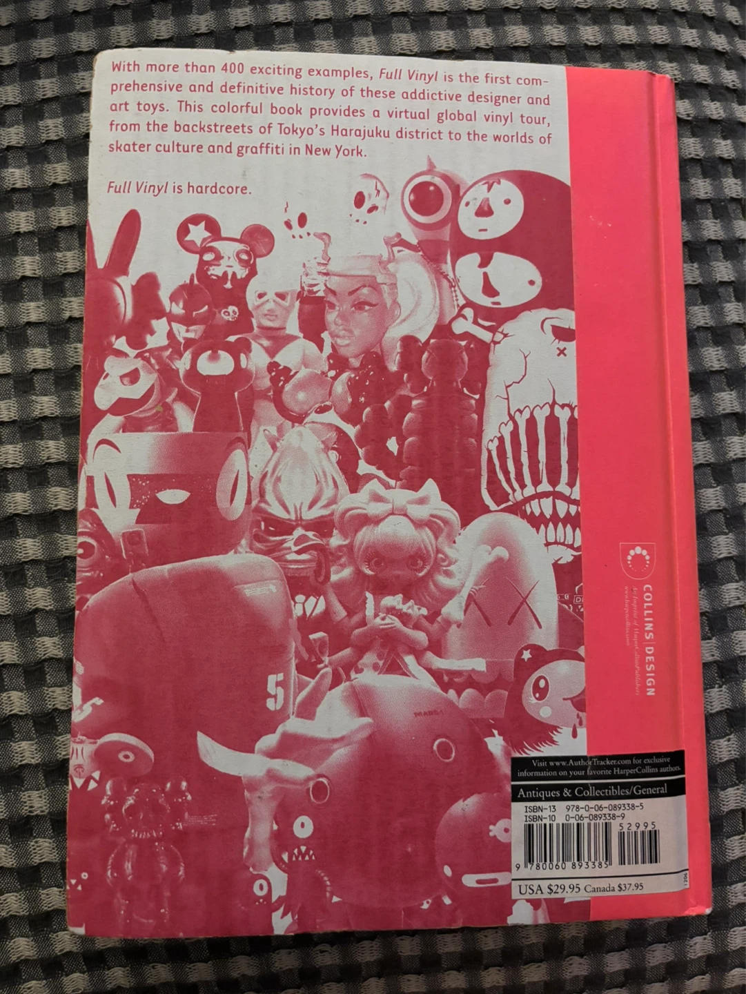 Full Vinyl: The Subversive Art of Designer Toys Book - photo 2