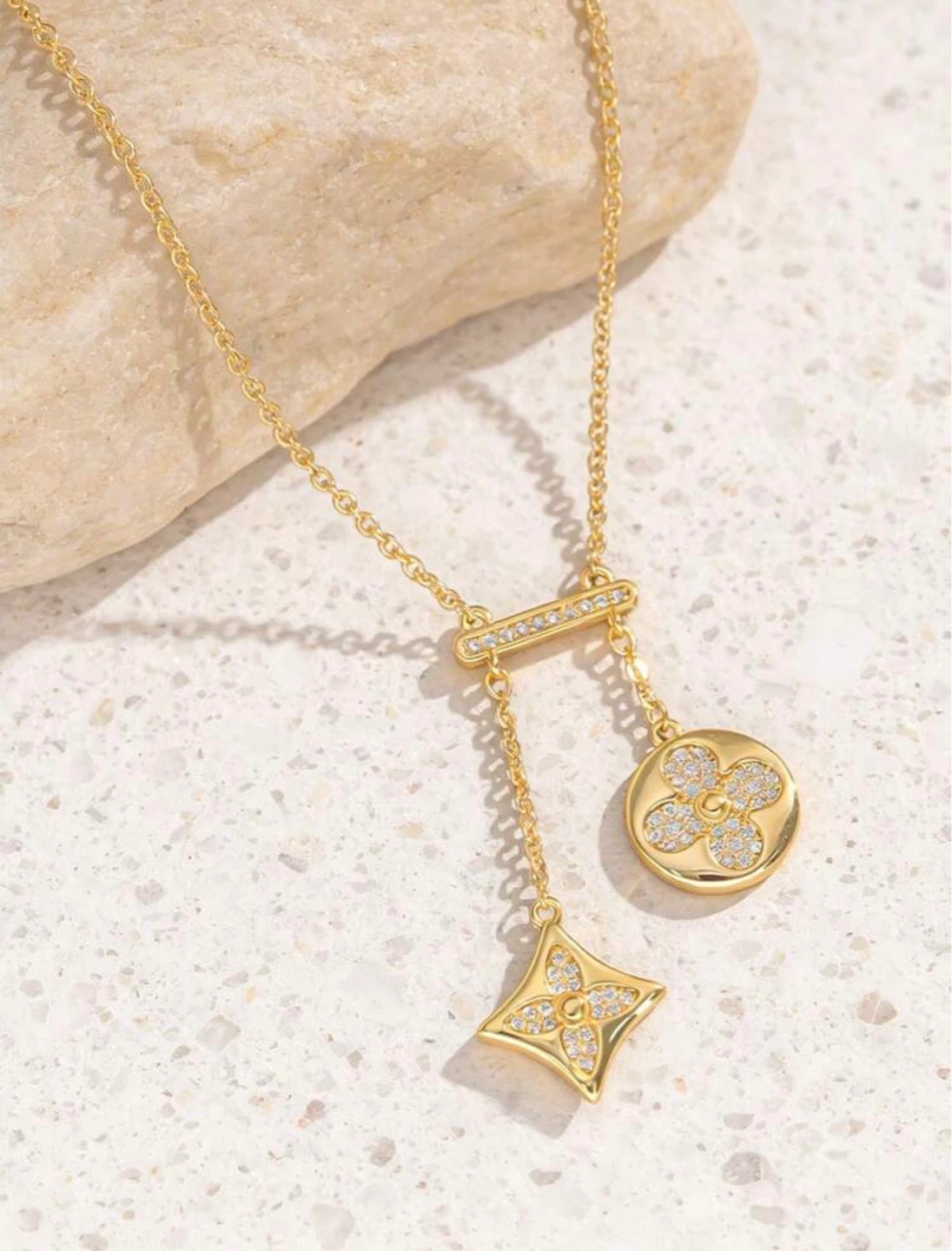 Gold Necklace and Earrings Set with Rhinestones - photo 2