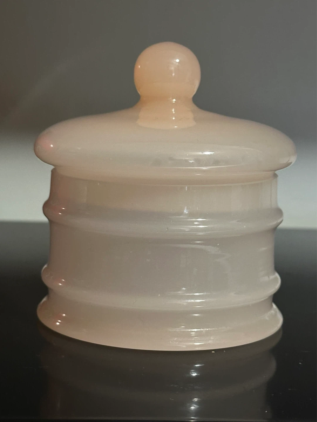 Mid century Murano Vincenzo Nason opaline glass dresser Jar