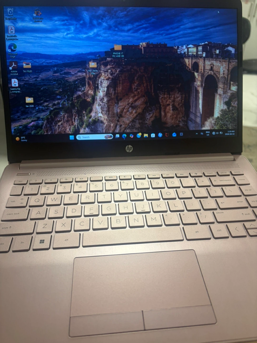 HP Laptop - photo 3