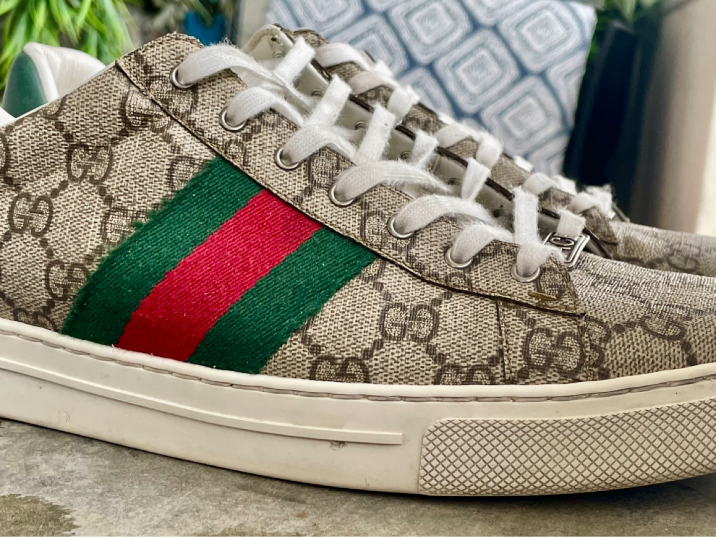 Lightly worn Gucci Ace GG Supreme Sneakers - photo 3