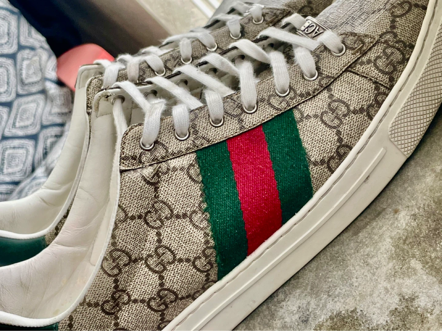 Lightly worn Gucci Ace GG Supreme Sneakers - photo 2