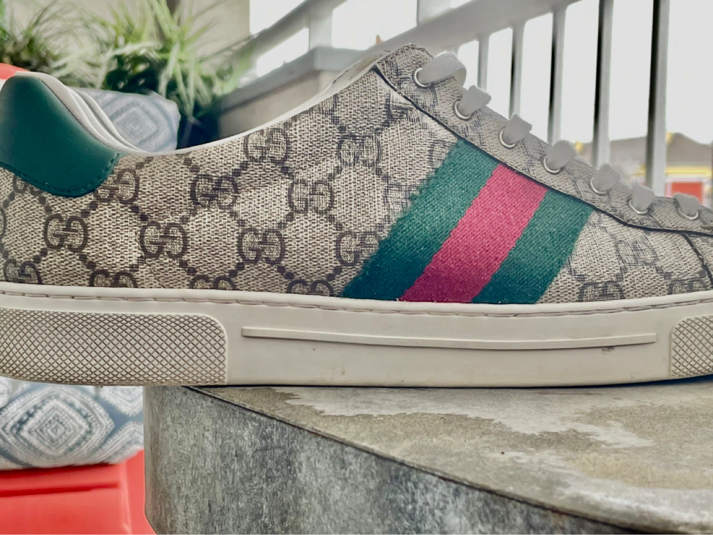 Lightly worn Gucci Ace GG Supreme Sneakers - photo 4