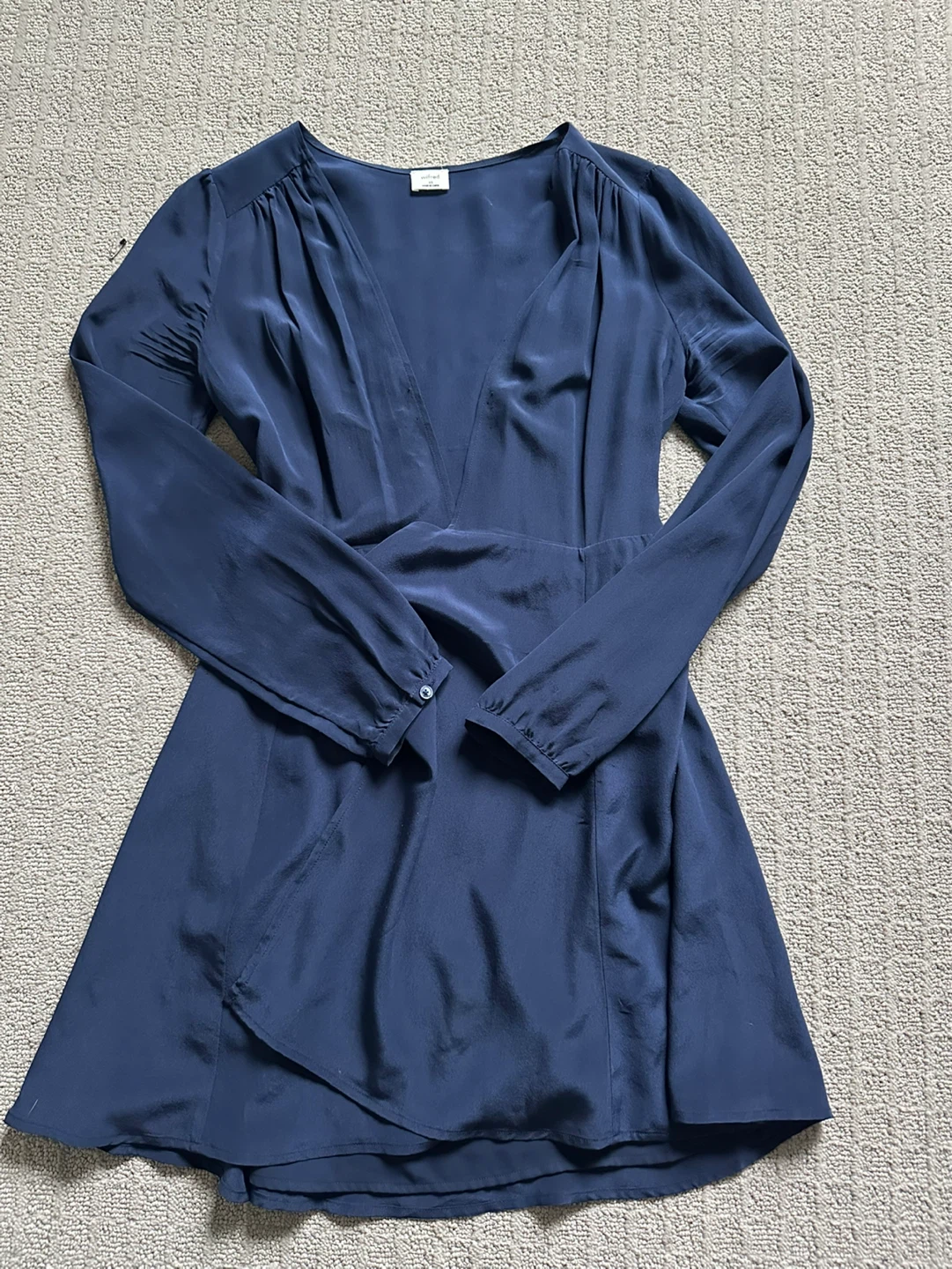 Aritzia Wilfred wrap dress