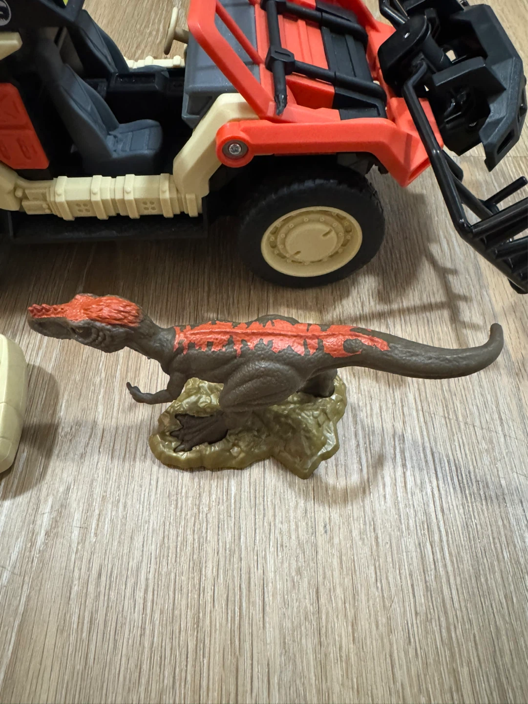 Jurassic World Dino Catcher RC - photo 3