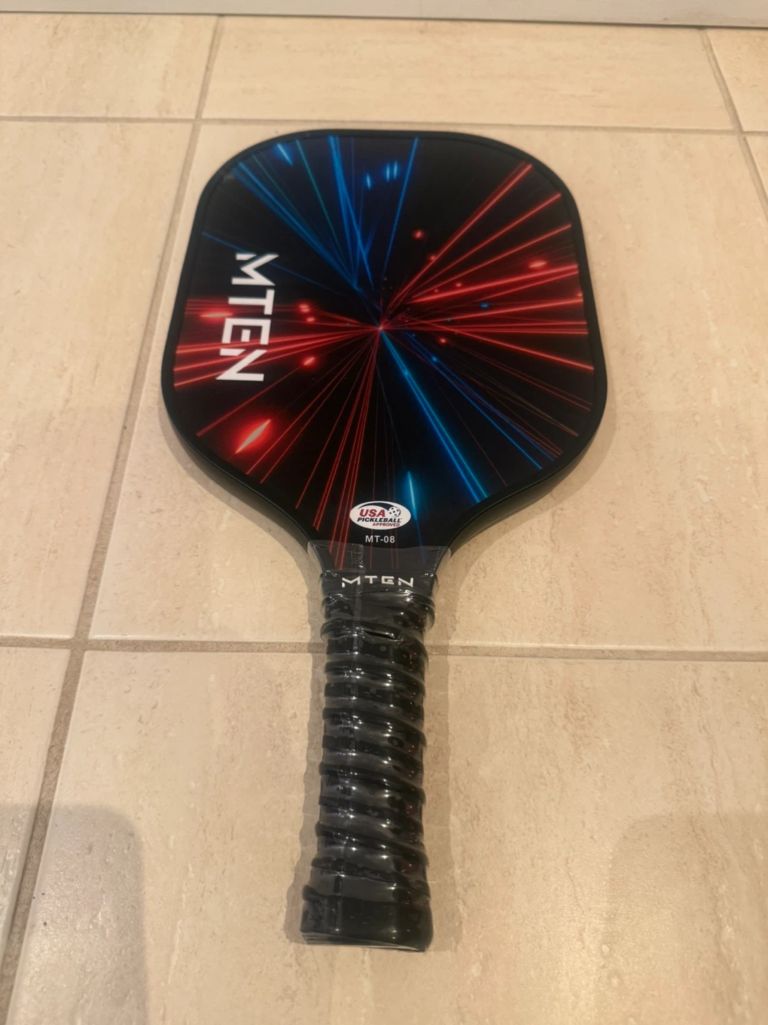 MTEN Pickleball Paddles Set with 2 Paddles, 3 Balls & Bag - photo 4