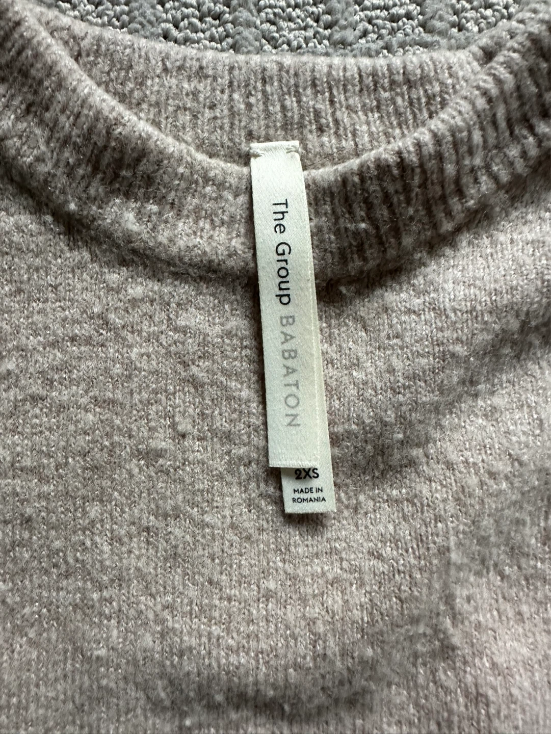 Aritzia cream sweater - photo 2