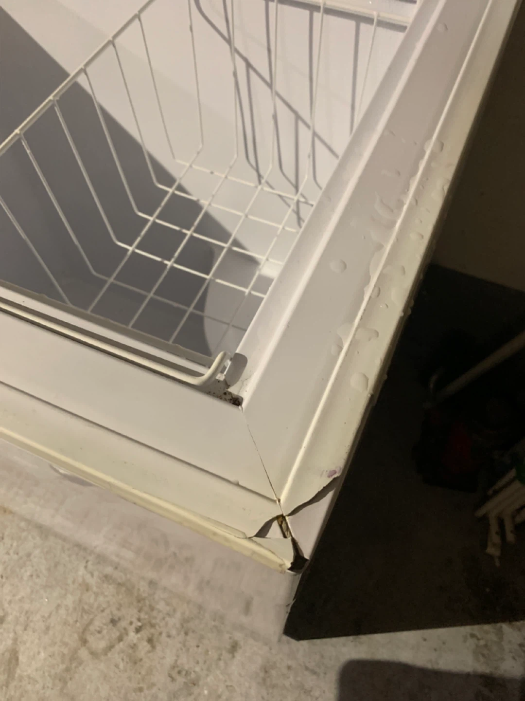 White Chest Freezer with Basket - photo 4
