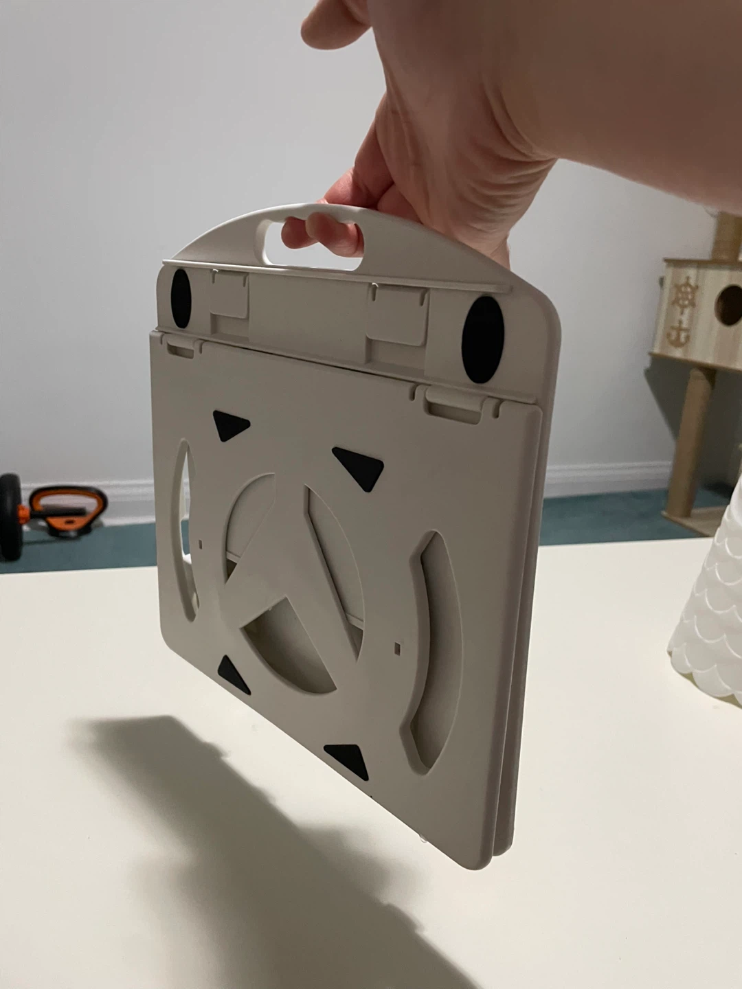 Adjustable White Laptop Stand - photo 4