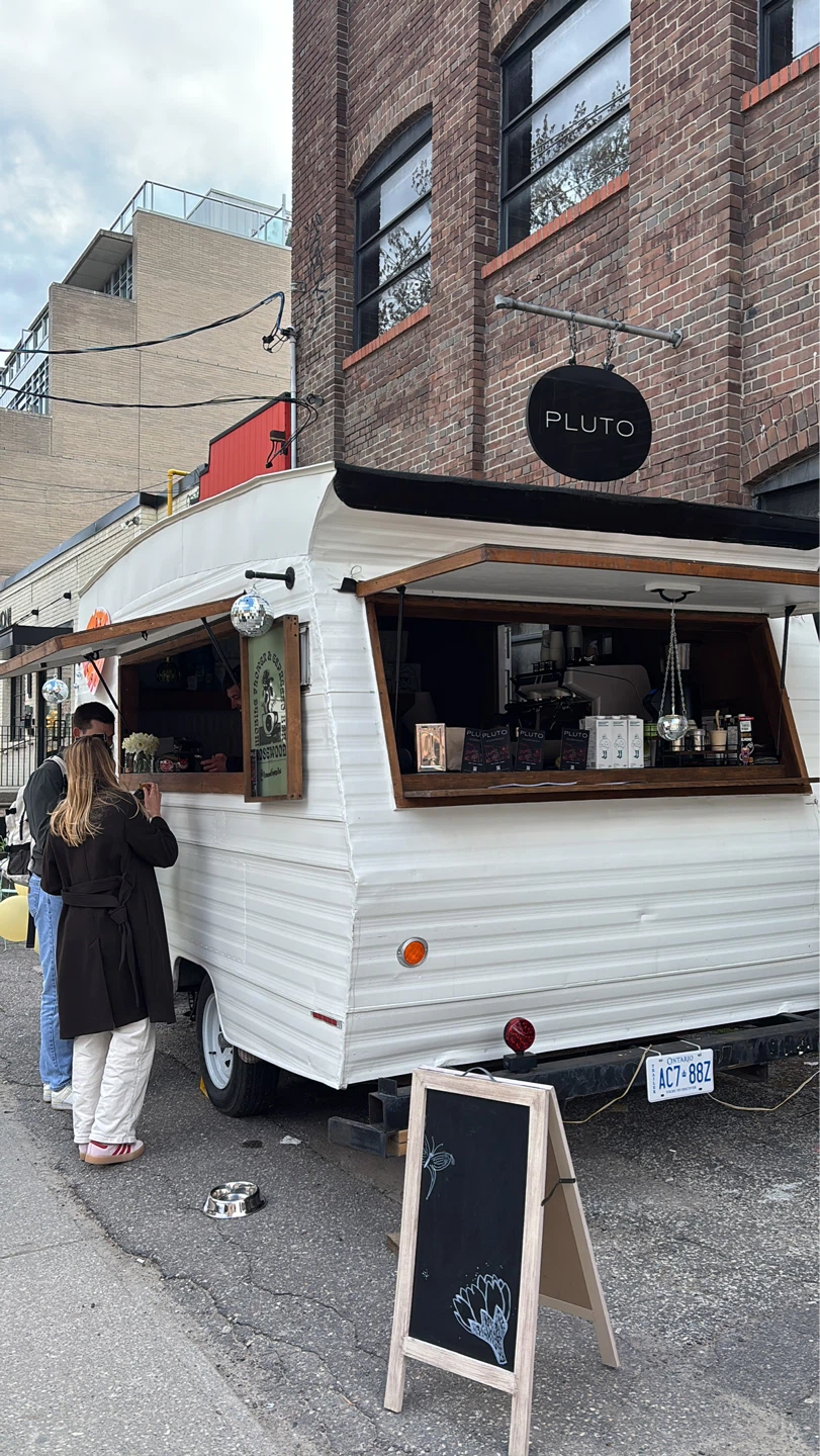 Coffee Trailer (solar / generator / plug) - photo 3