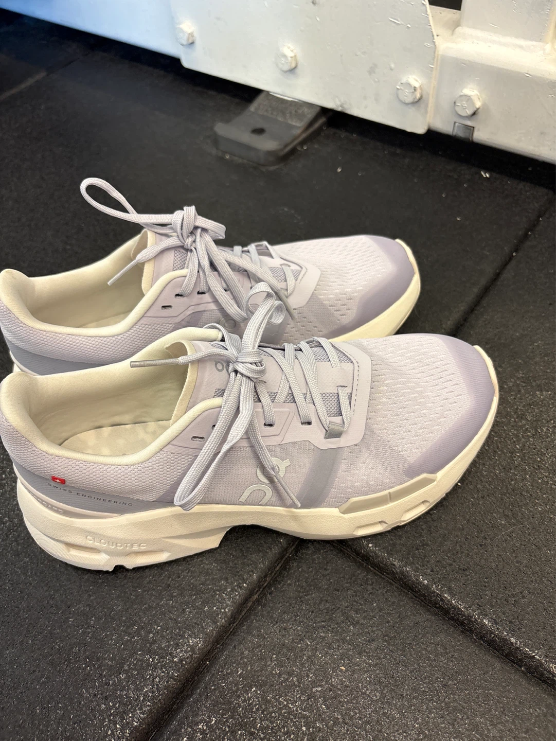 Brand new Lilac on cloud runners