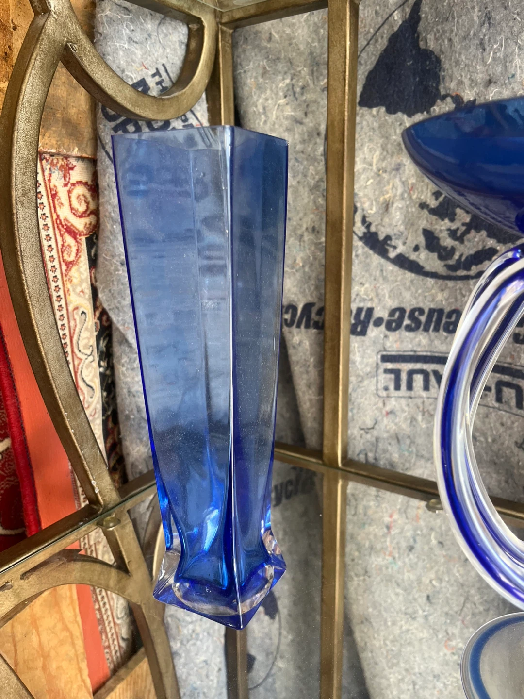 4 Blue Glass Vases - photo 2