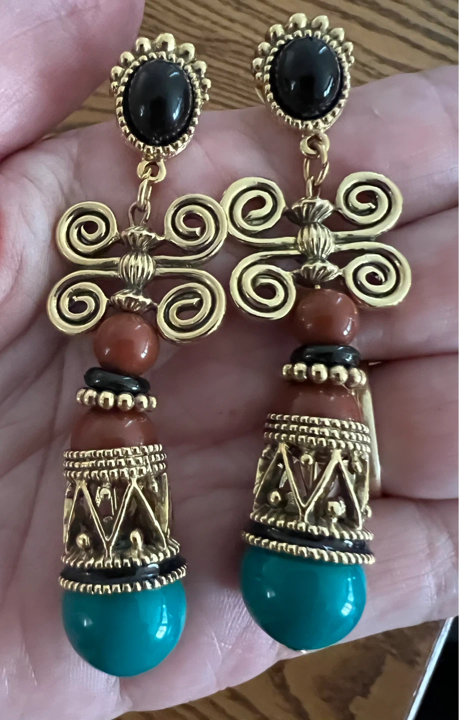 Beautiful, Vibrant, Vintage Drop Earrings - photo 2