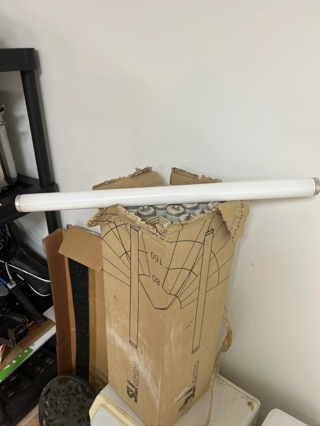 Fluorescent Tubes - Box of 16 - photo 5