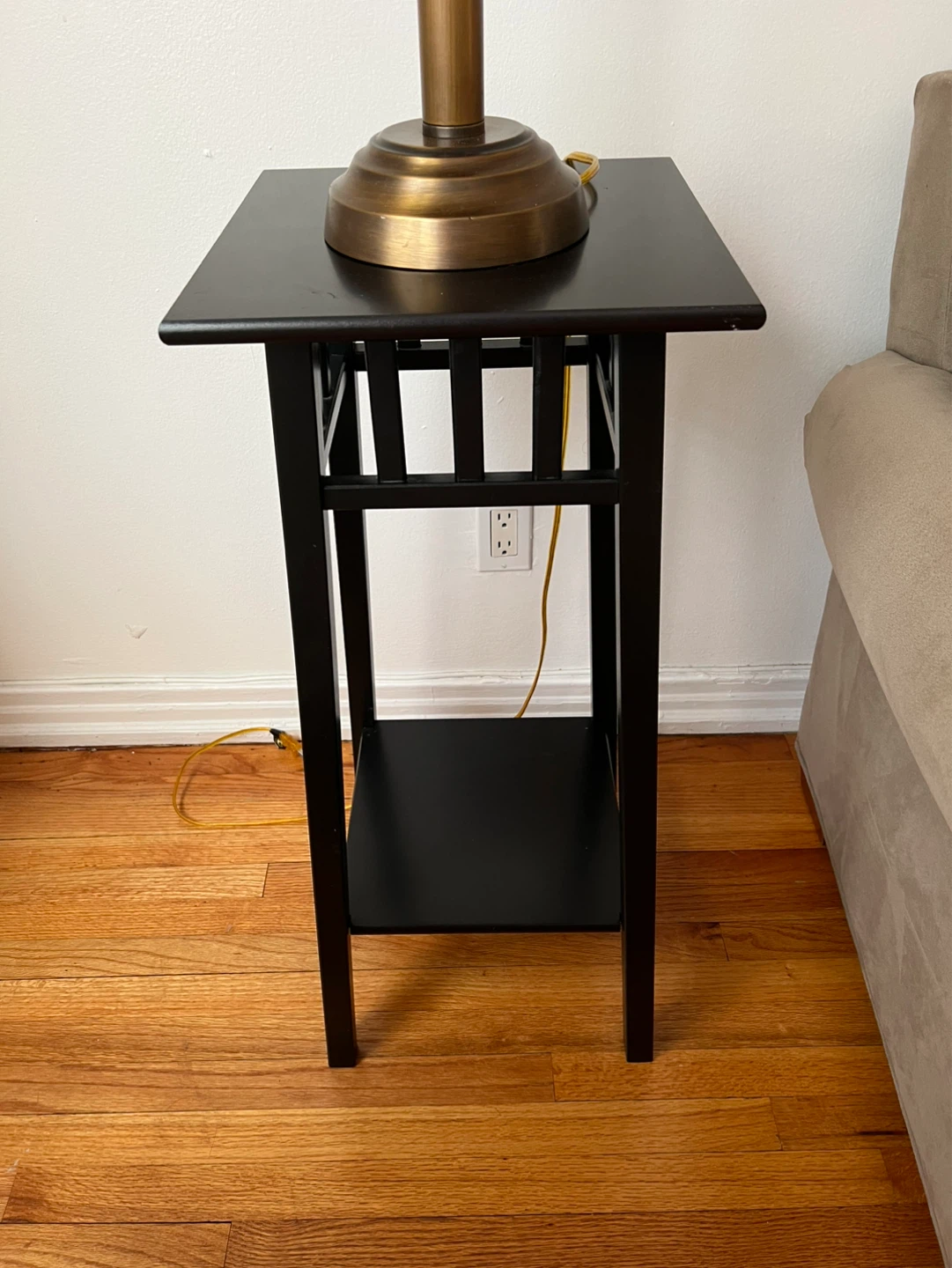 Black End Table with Shelf