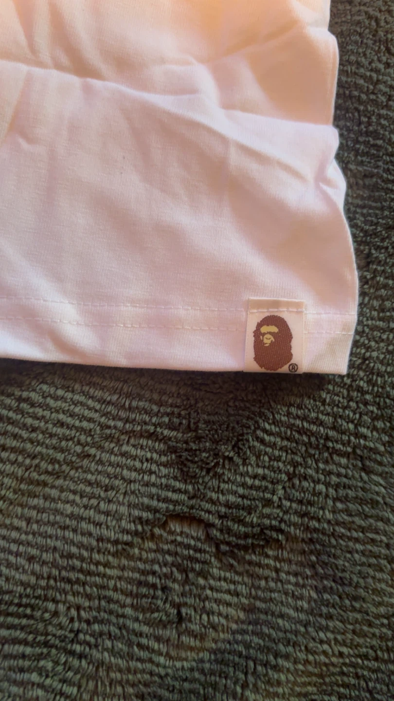 A Bathing Ape x Burberry White T-Shirt - photo 4