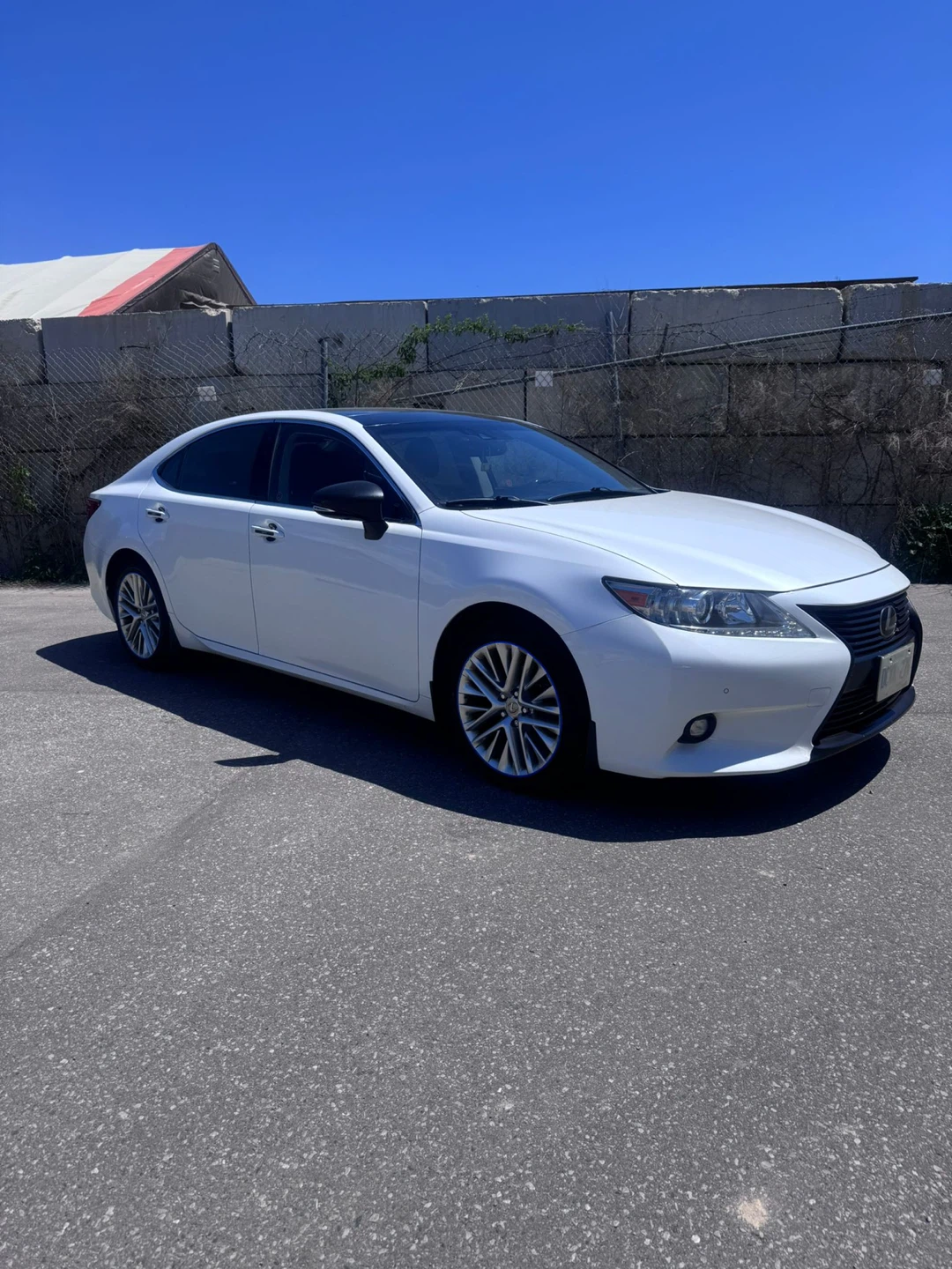 Pearl White Lexus ES 350 Sedan Tech Pack.   264K - photo 4