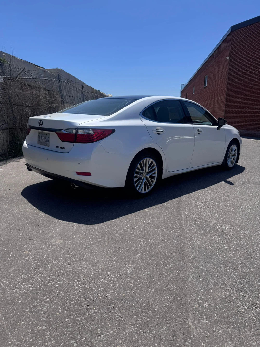 Pearl White Lexus ES 350 Sedan Tech Pack.   264K - photo 3