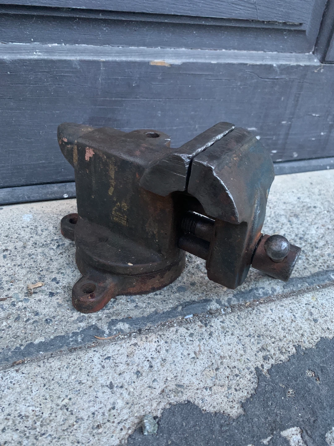 Precision Vintage Bench Vise - photo 3