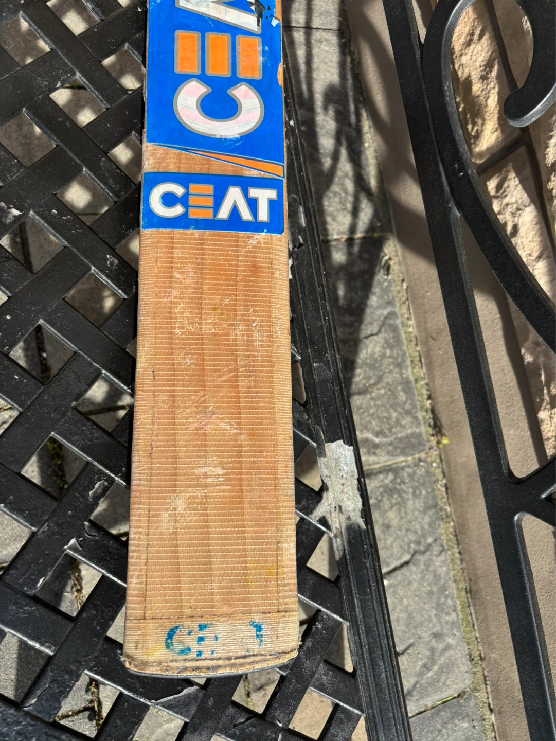 M&H English Willow Cricket Bat-pickup in Brampton available - photo 5
