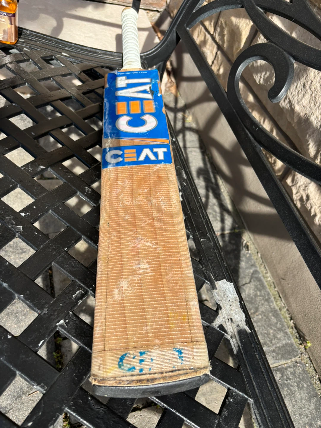M&H English Willow Cricket Bat-pickup in Brampton available - photo 4