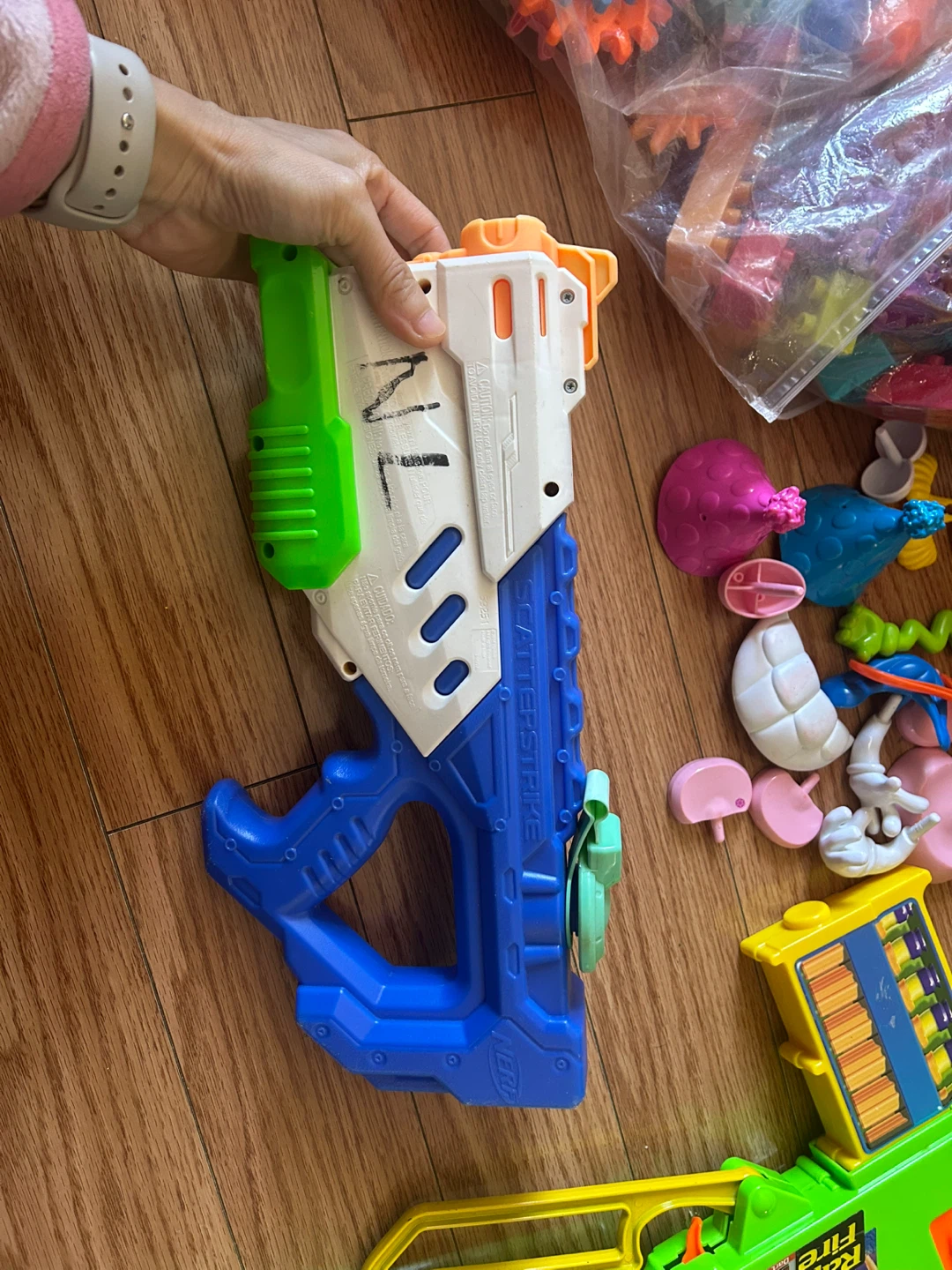 Bundle Toys Mr. Potato Head and Toy Guns - photo 2