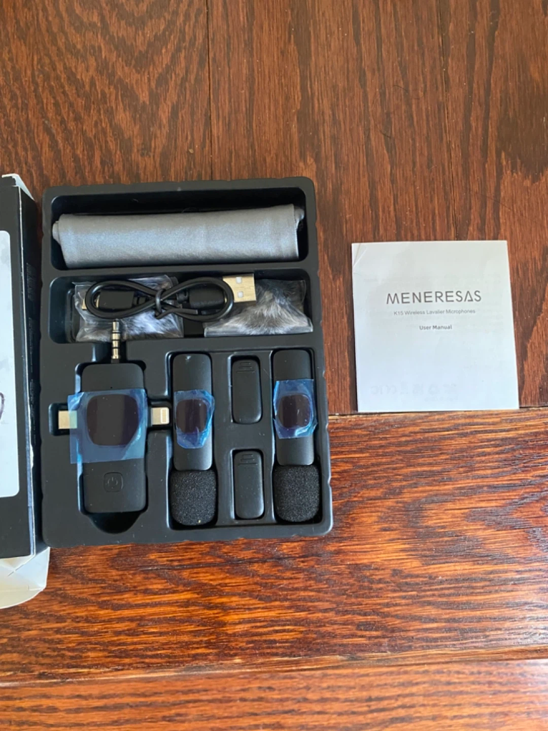 MENERESAS K15 Wireless Lavalier Microphones