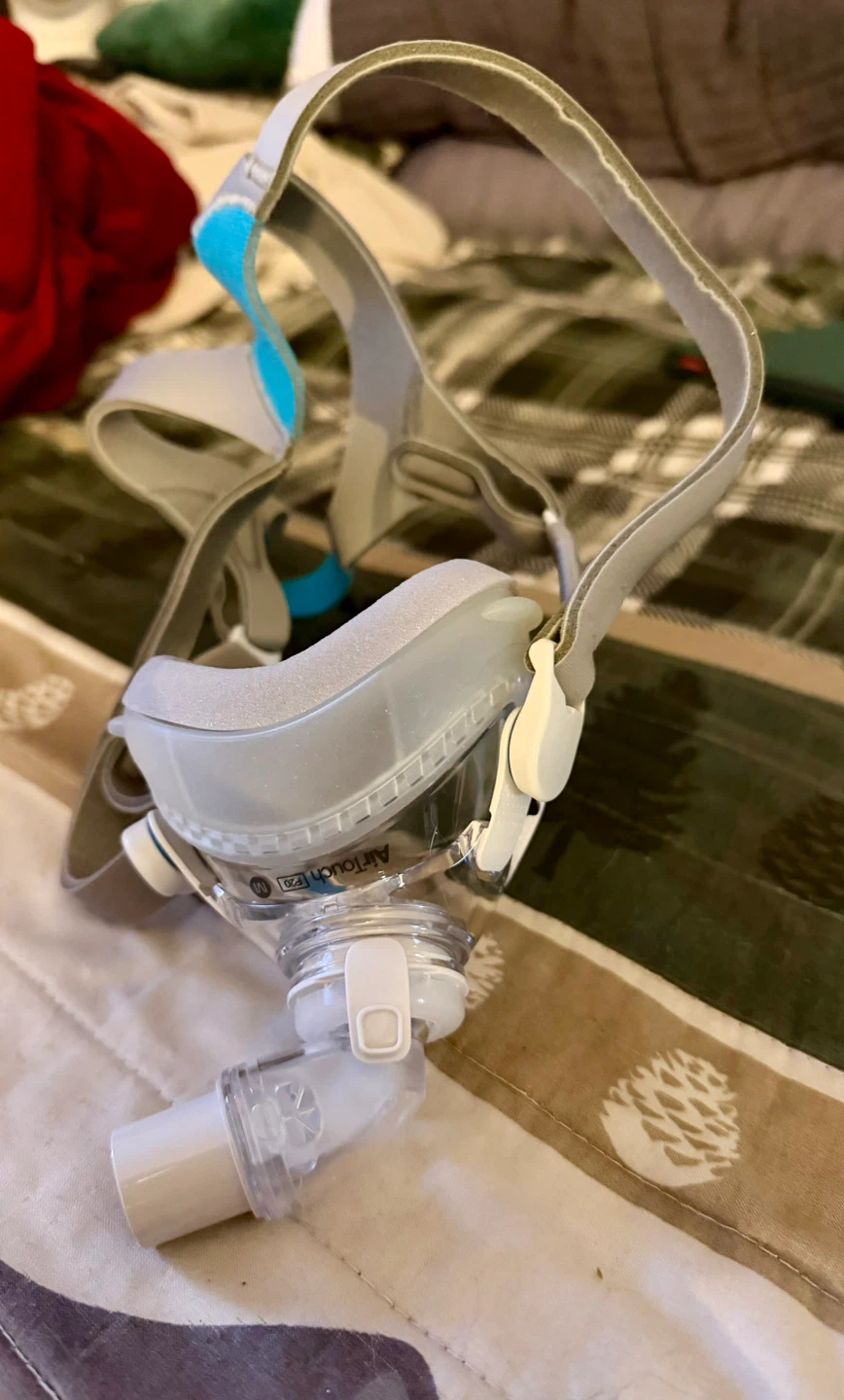 AirTouch F2I CPAP Mask