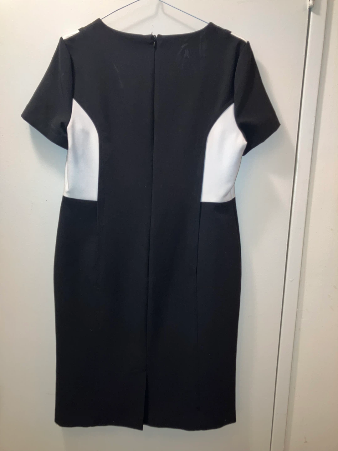 Black and White Sheath Dress - photo 2