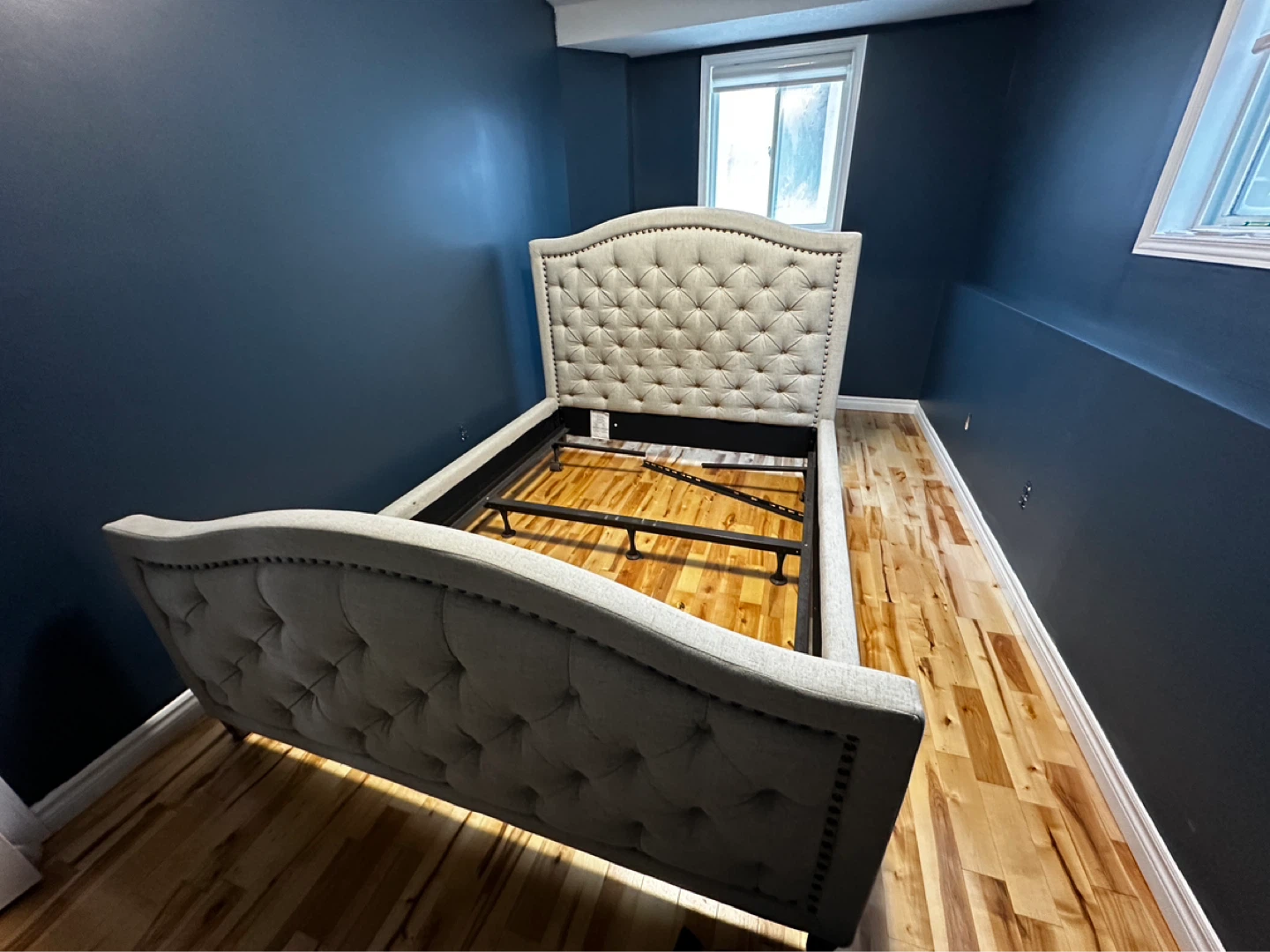 Tufted Upholstered Bed Frame with a box frame as well - photo 2