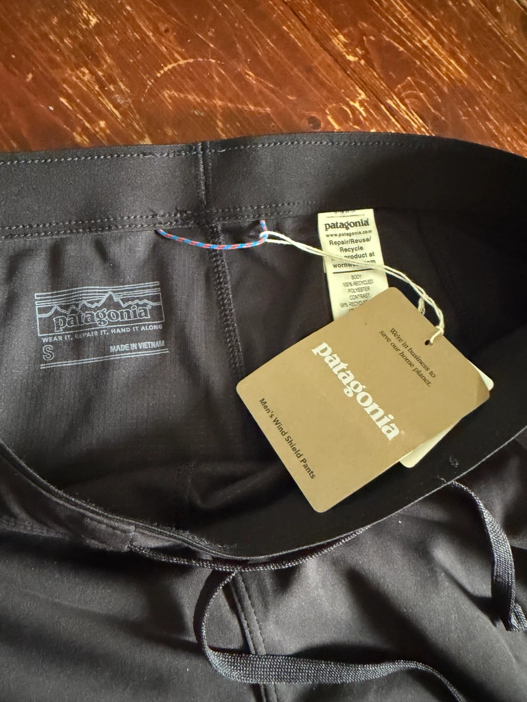 Patagonia men’s Shield pants - photo 3