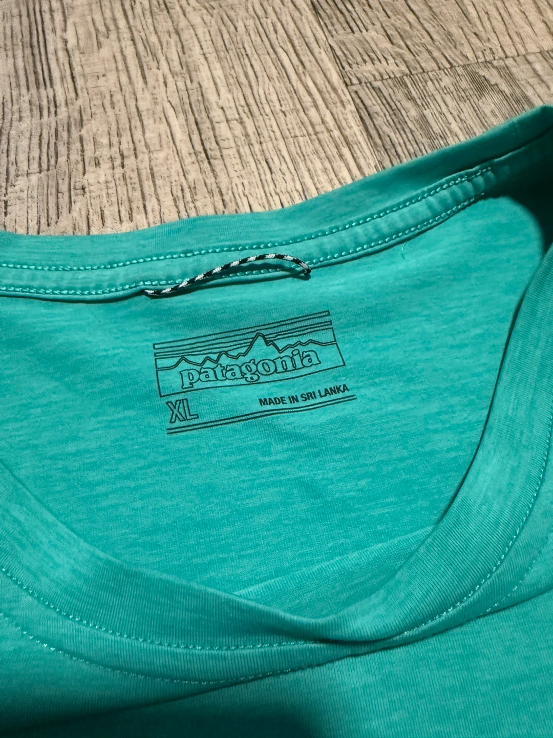 Patagonia Women’s T-shirt size XL - photo 4