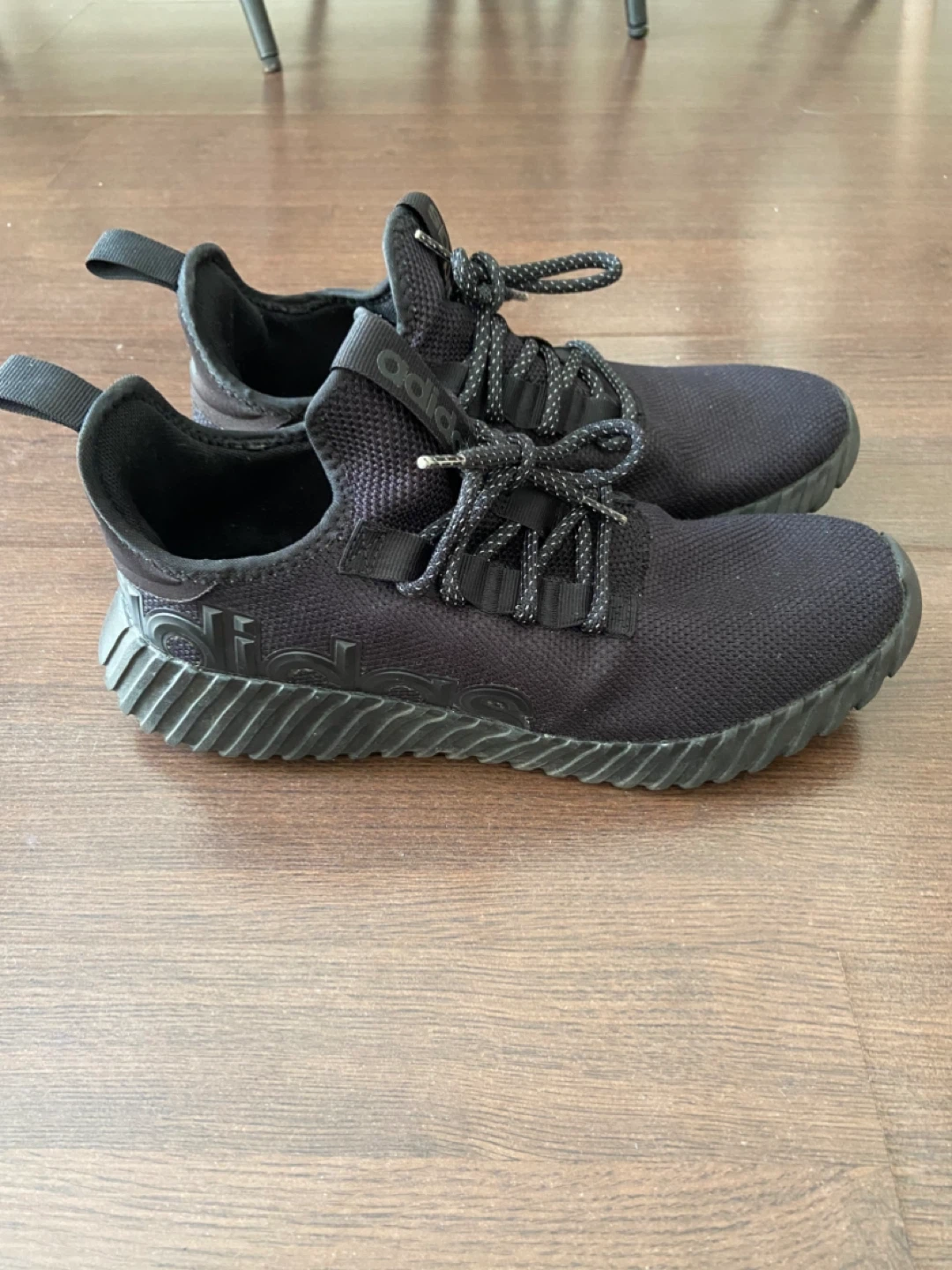 Men’s Adidas Cloudfoam Comfort Shoes Size 10