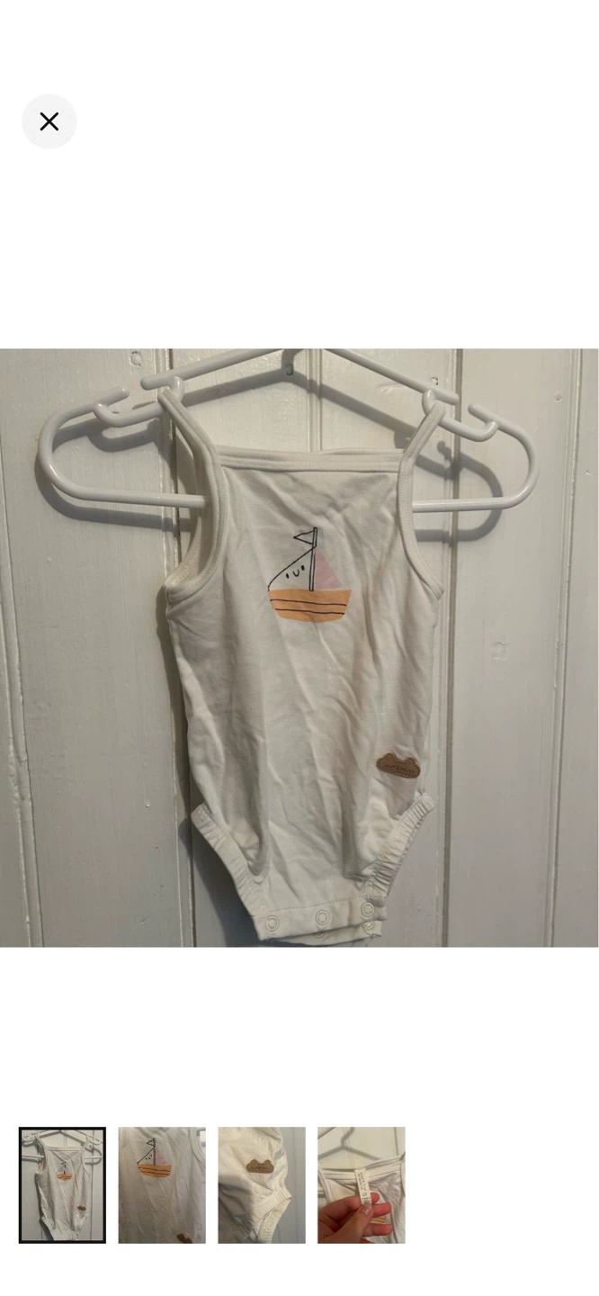 Souris Mini White Baby Bodysuit with Sailboat Graphic