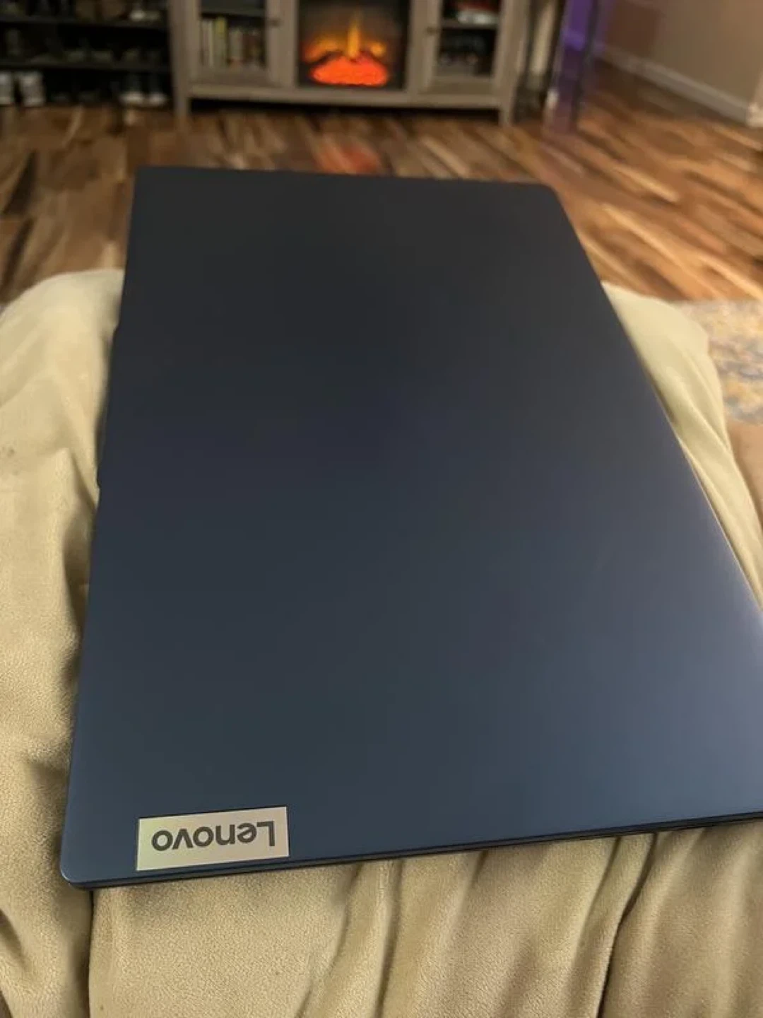 Lenovo IdeaPad Flex 5 16IRU8 Laptop - photo 2
